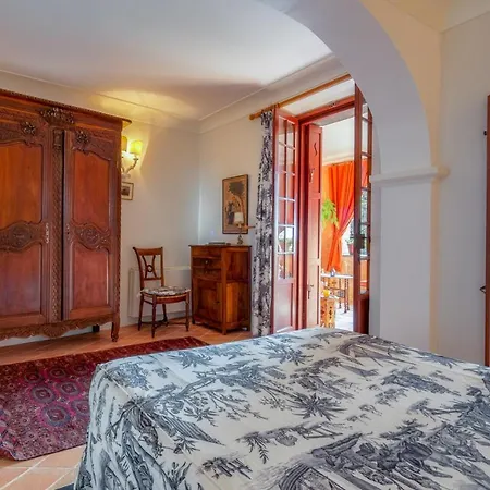 L'aumonerie - French Riviera Guest house